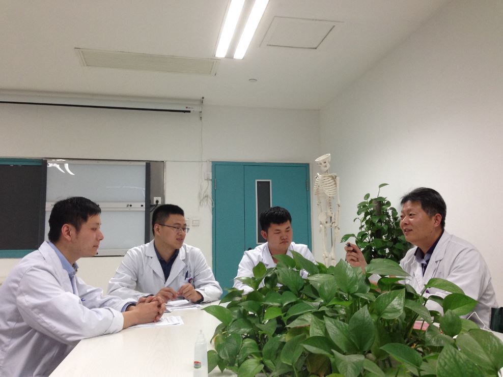 骨科医生_德国骨科漫画_盐城骨科医生月收入