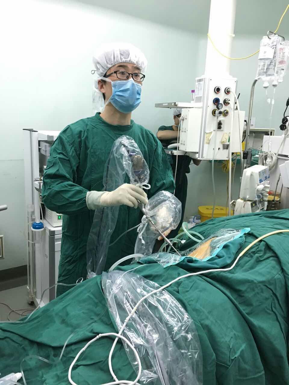 超微通道经皮肾镜手术对小于3厘米的肾结石是