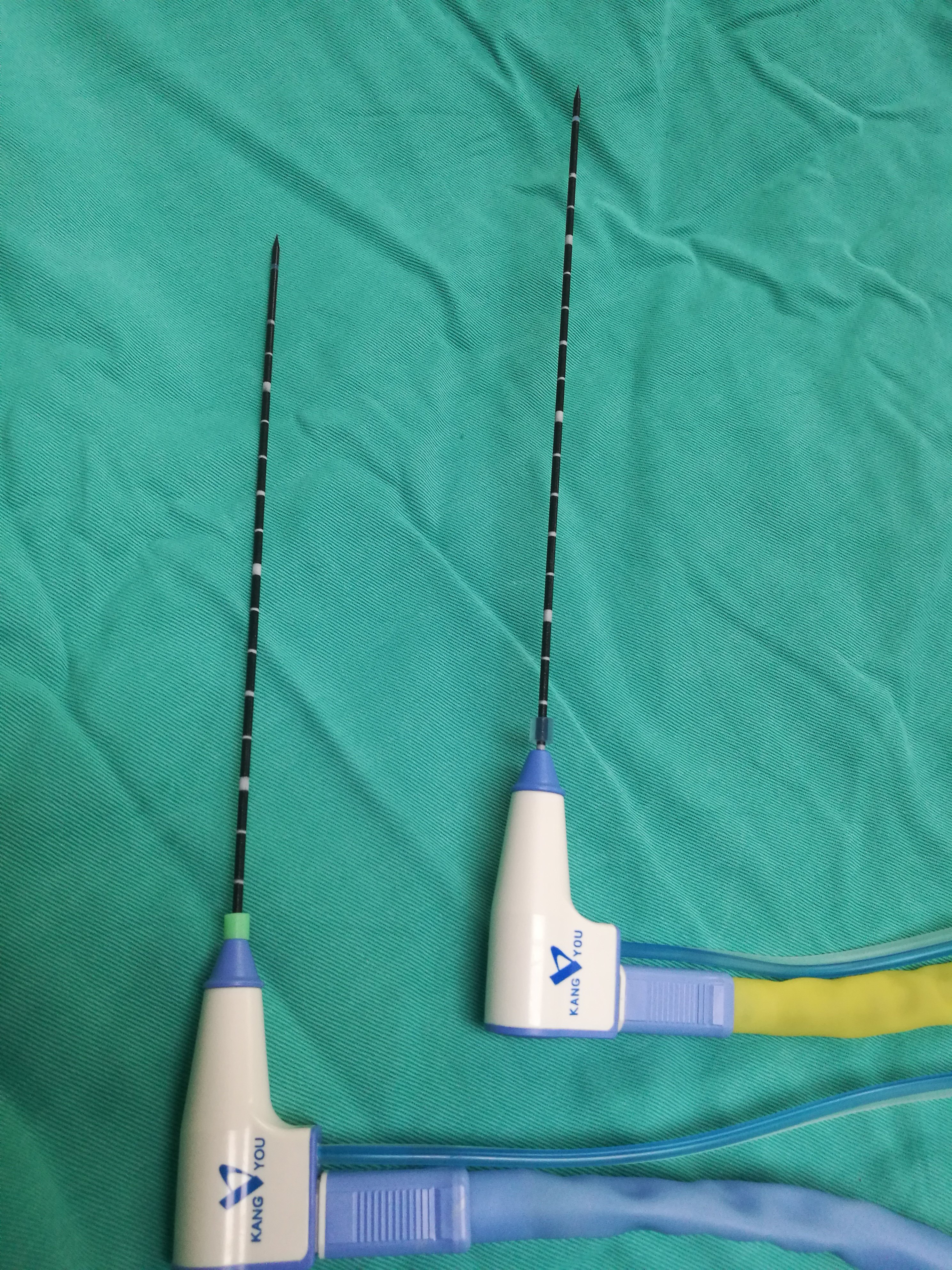 thyroid nodules)以及使用热消融技术治疗微小癌(micro papillary