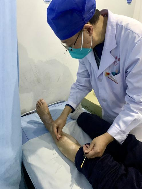 针灸何以治疗痛风性关节炎?_关节炎_关节炎相关疾病 - 好大夫在线