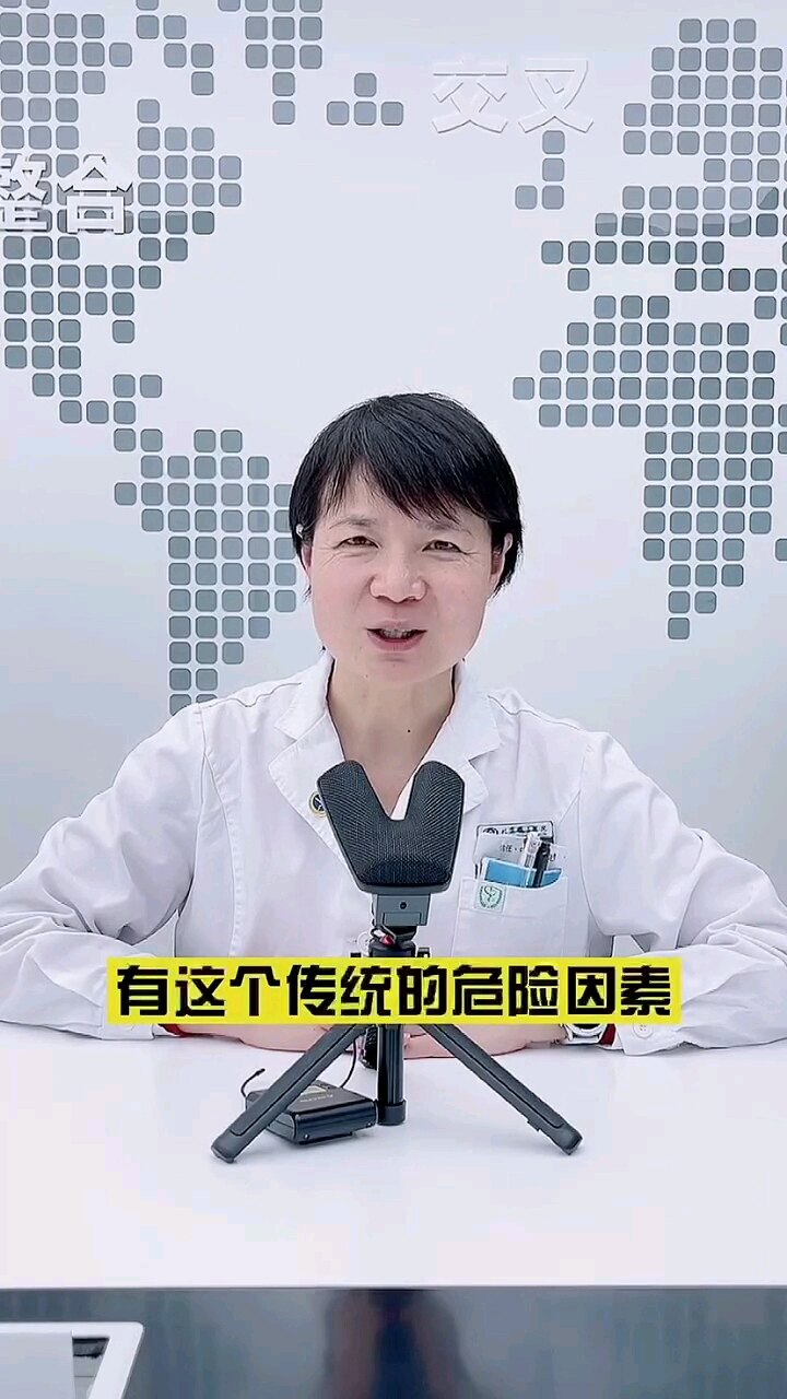 默认图片