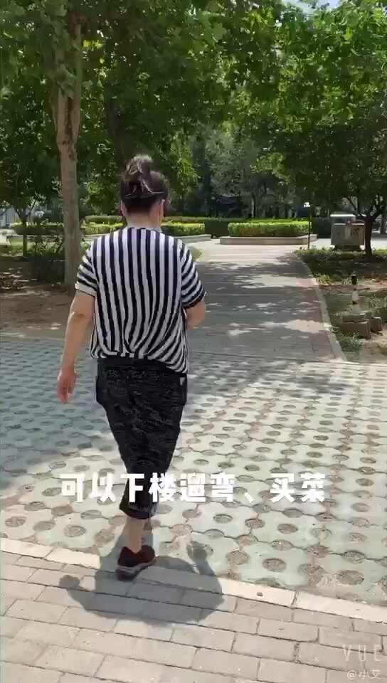 默认图片