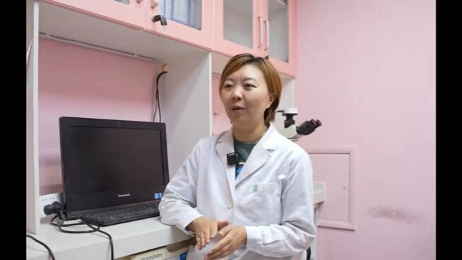起了痱子，要少抹润肤霜