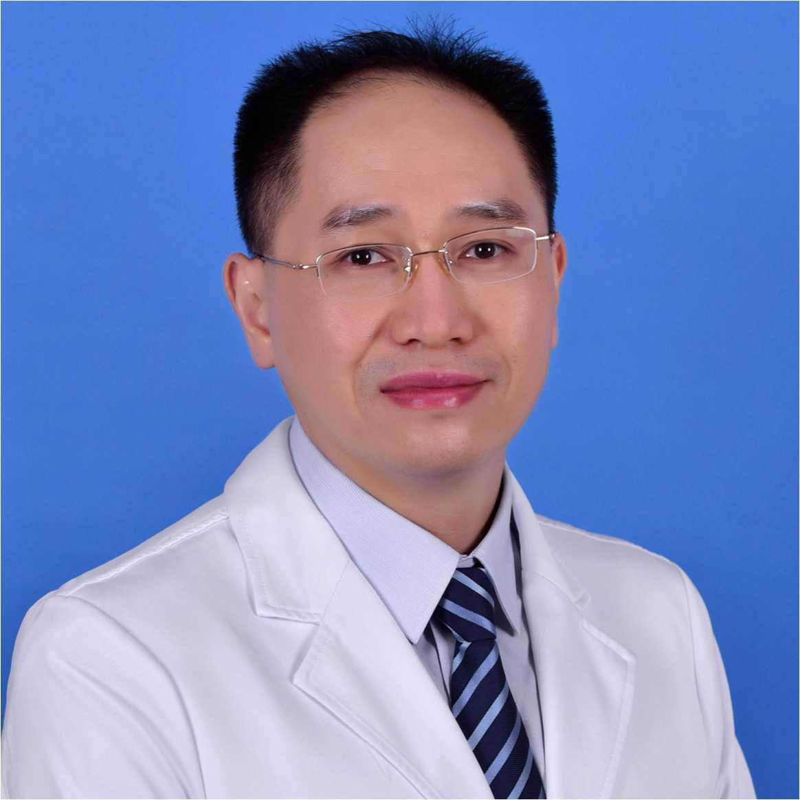 何志明