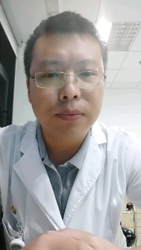 额头撞击凹陷怎么办？