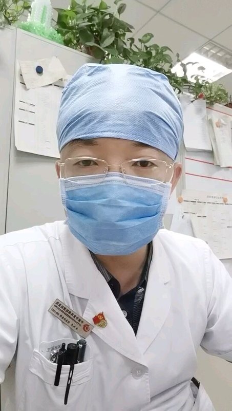 贫血，血小板减少：血清铁蛋白低，是不是再生障碍性贫血，如何治疗？