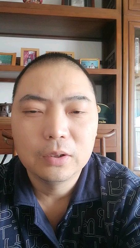 男性右胸针扎样疼痛是怎么回事？