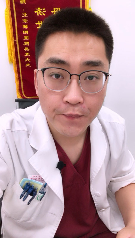 在门诊随访的轻度子痫前期的孕妇自己要注意休息、血压和感受
